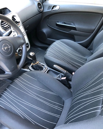 Opel Corsa cena 16500 przebieg: 121500, rok produkcji 2009 z Katowice małe 79